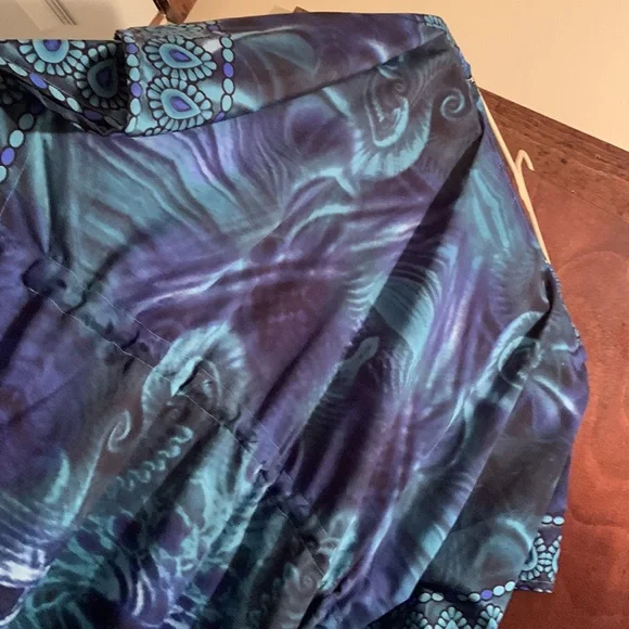 Kaftan shirt, dress, or bathing suit cover up. - Picture 4 of 4